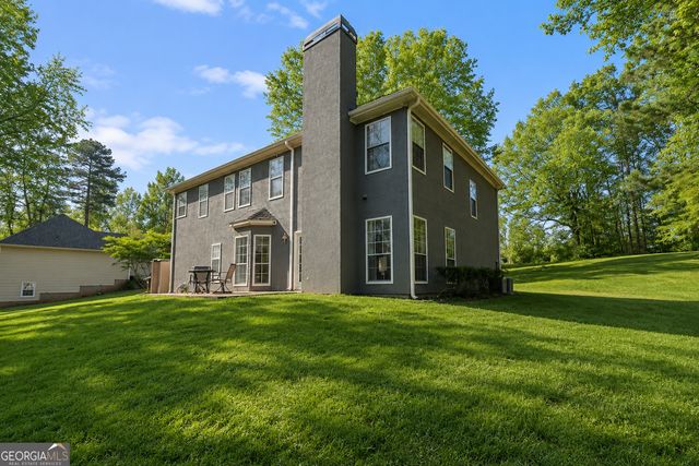 231 Barrington Farms Parkway, Sharpsburg, GA 30277