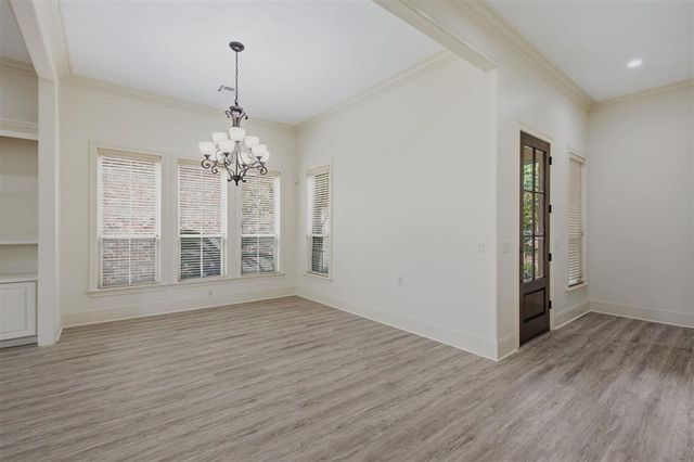 6105 W Azalea Drive, Lake Charles, LA 70605