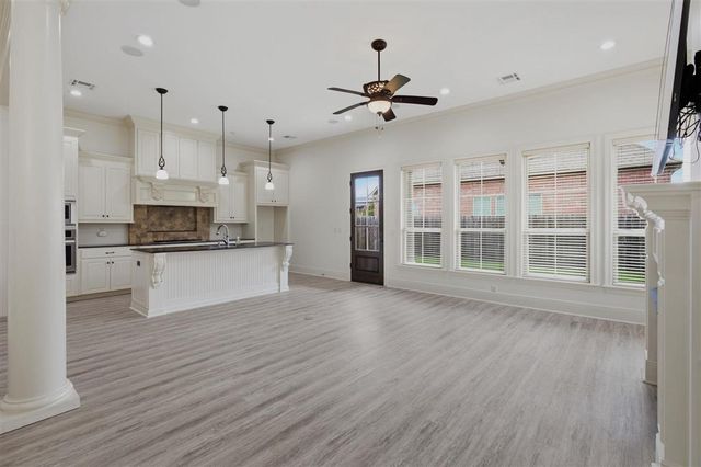 6105 W Azalea Drive, Lake Charles, LA 70605