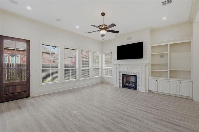 6105 W Azalea Drive, Lake Charles, LA 70605