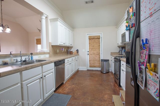 106 Avery Court, Madison, MS 39110