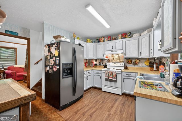 845 Bear Creek Marina Road, Mansfield, GA 30055