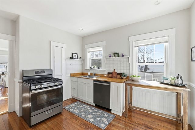 115 Navarre St 2, Boston, MA 02136