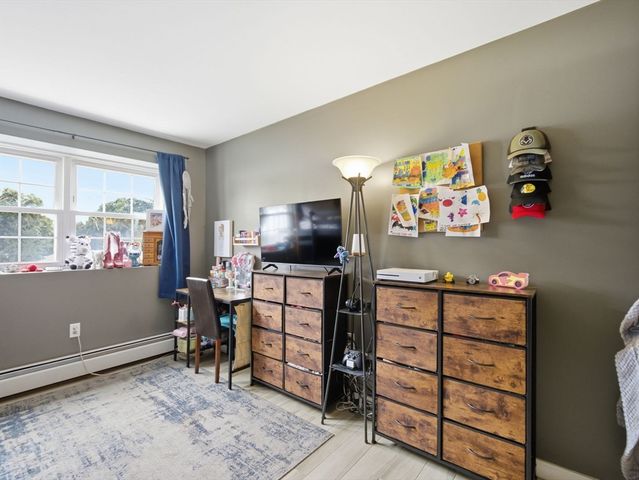 78 Edgelawn Ave 7, North Andover, MA 01845