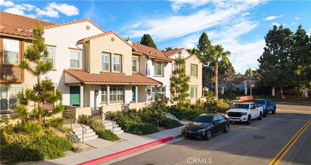 19239 Tideline Court, Huntington Beach, CA 92648