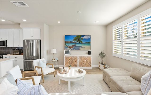 19239 Tideline Court, Huntington Beach, CA 92648