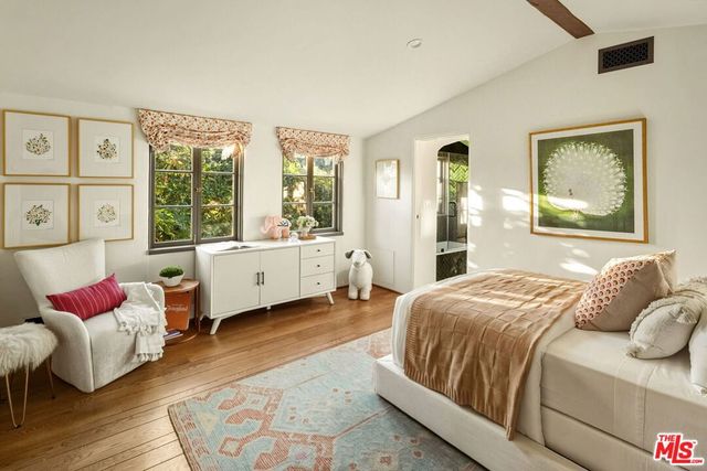 1744 Reedvale Lane, Los Angeles, CA 90049