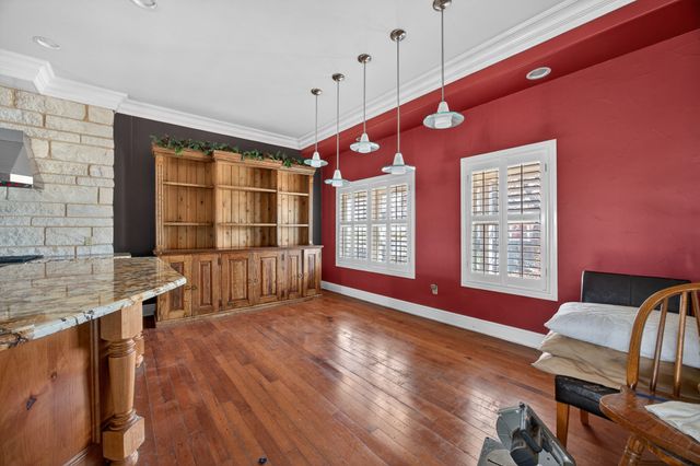 310 Oakhill Drive, Keene, TX 76059