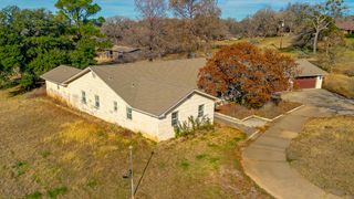 310 Oakhill Drive, Keene, TX 76059