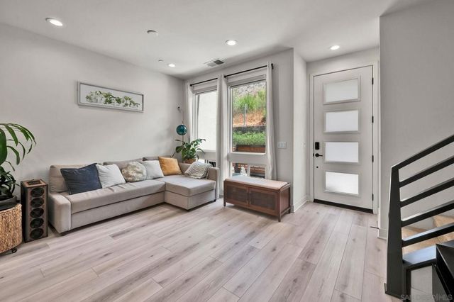 9161 Hala Way, San Diego, CA 92126