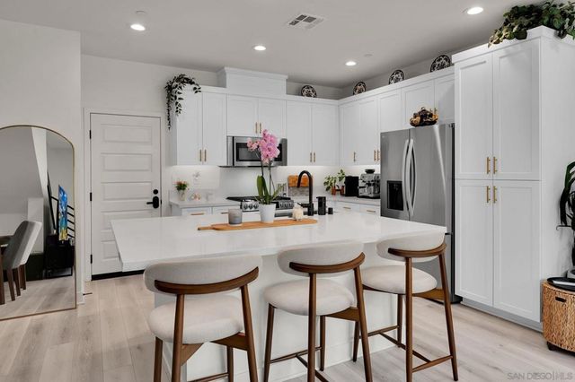 9161 Hala Way, San Diego, CA 92126