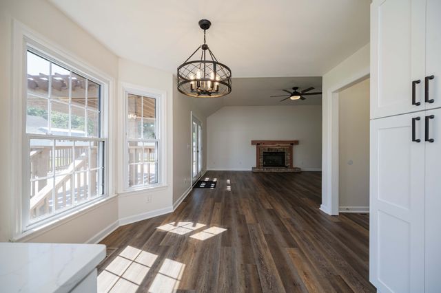 152 Greenbriar Cir, Manchester, TN 37355