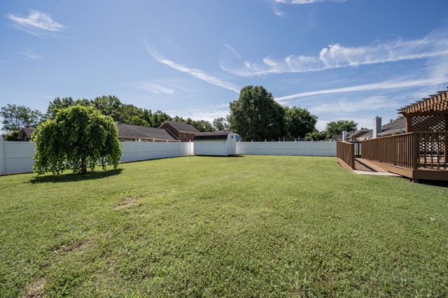 152 Greenbriar Cir, Manchester, TN 37355