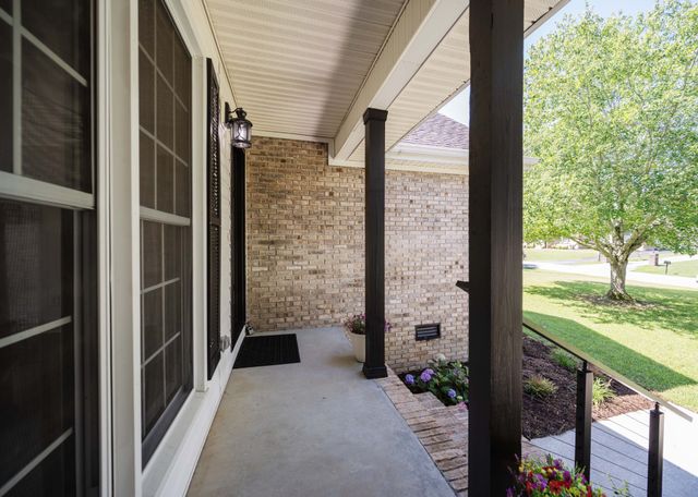 152 Greenbriar Cir, Manchester, TN 37355