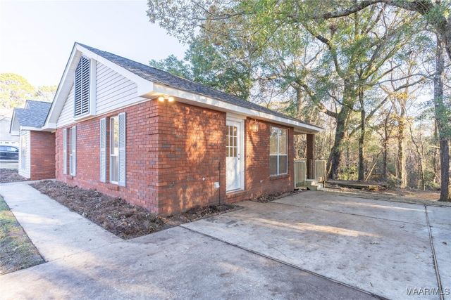 439 High Ridge, Wetumpka, AL 36093