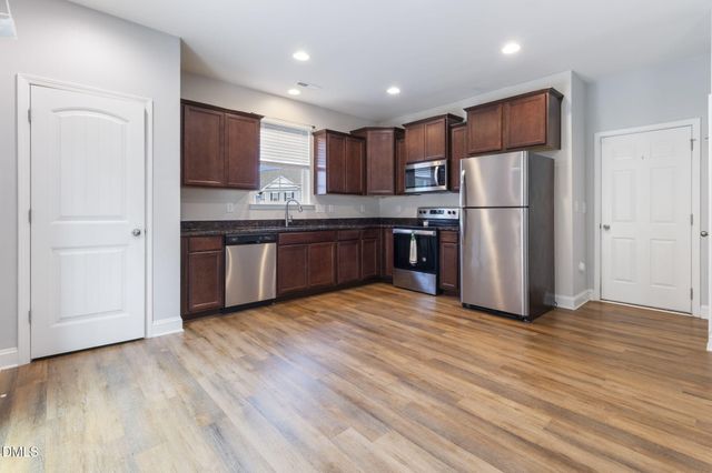 627 Heartpine Drive 42, Mebane, NC 27302