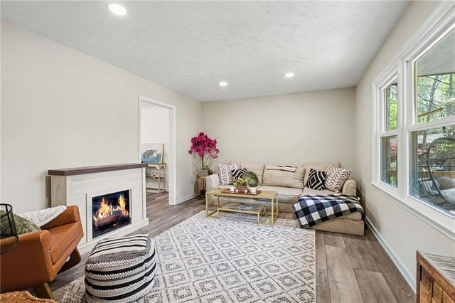 2190 Northfield Court, Marietta, GA 30066