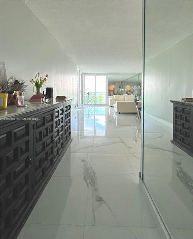 100 Bayview Dr 1827, Sunny Isles Beach, FL 33160