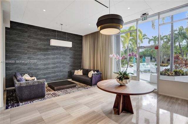 100 Bayview Dr 1827, Sunny Isles Beach, FL 33160