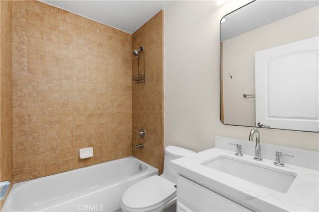 16841 Roosevelt, Huntington Beach, CA 92649