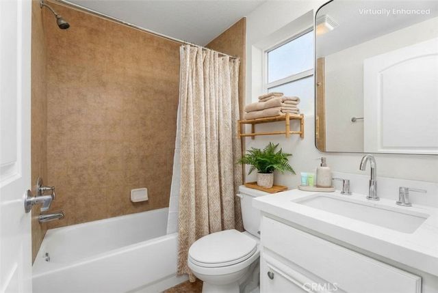 16841 Roosevelt, Huntington Beach, CA 92649