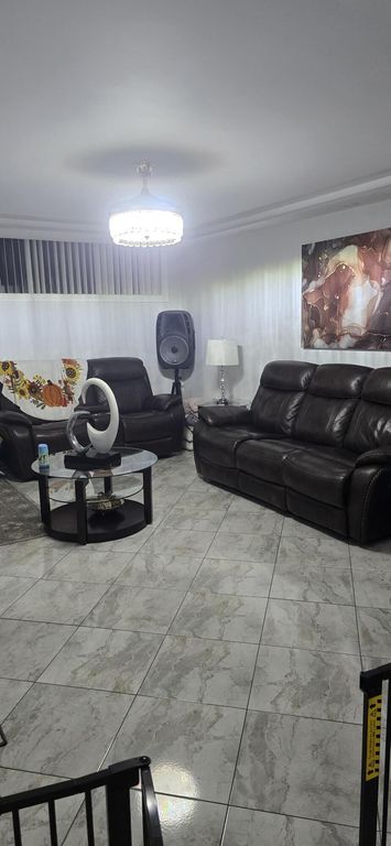 3832 Victoria Drive, West Palm Beach, FL 33406