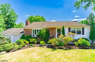 42 Sandy Hill Rd, Westfield Town, NJ 07090