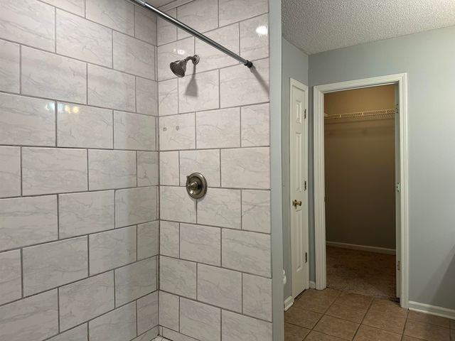 2806 MARYLAND CIR E, Memphis, TN 38133