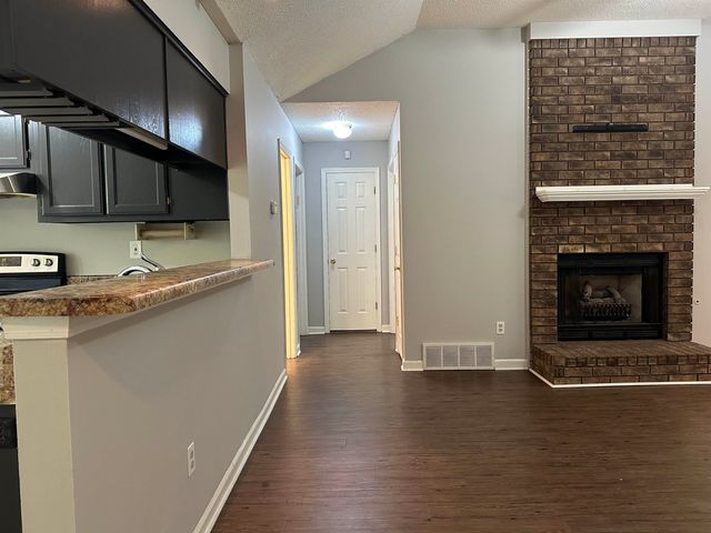 2806 MARYLAND CIR E, Memphis, TN 38133