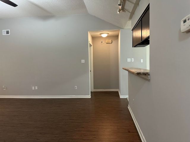 2806 MARYLAND CIR E, Memphis, TN 38133