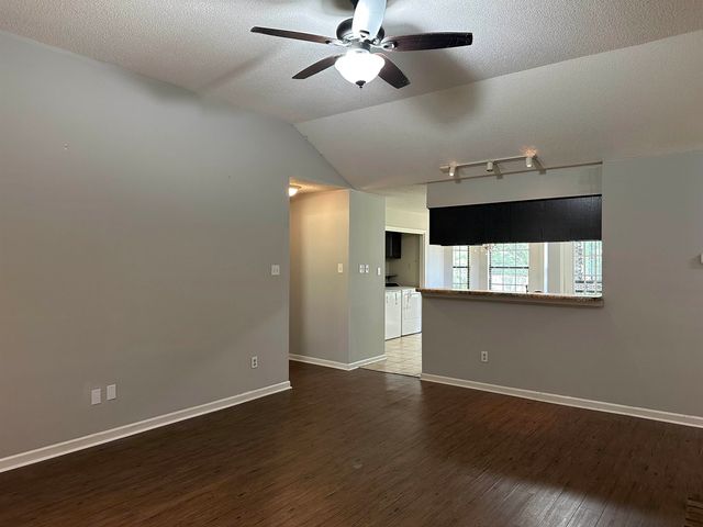 2806 MARYLAND CIR E, Memphis, TN 38133