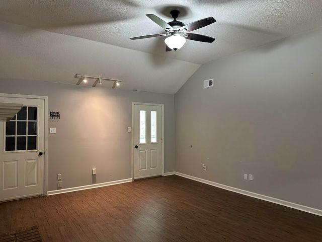 2806 MARYLAND CIR E, Memphis, TN 38133