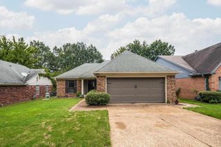 2806 MARYLAND CIR E, Memphis, TN 38133