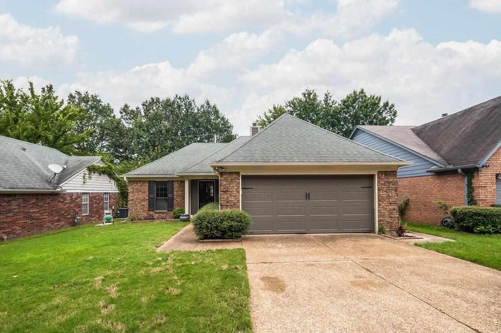 2806 MARYLAND CIR E, Memphis, TN 38133