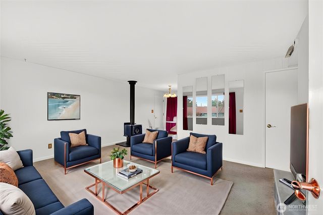 2717 SW 328th Street, Federal Way, WA 98023