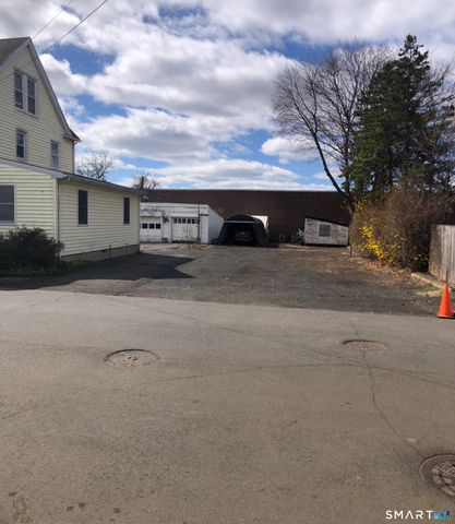 15 Oregon Avenue, Hamden, CT 06514