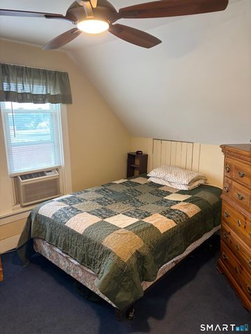 15 Oregon Avenue, Hamden, CT 06514