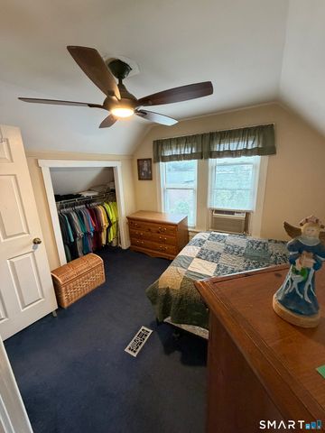 15 Oregon Avenue, Hamden, CT 06514