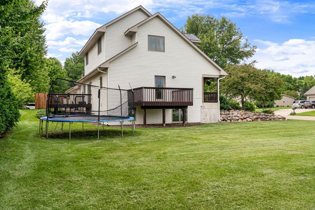 1845 Paulis Drive, Faribault, MN 55021