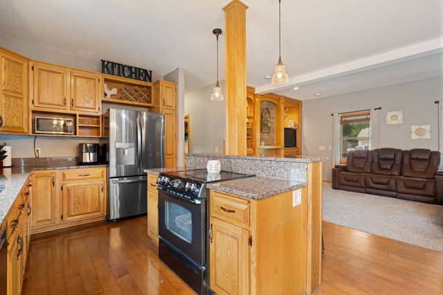 1845 Paulis Drive, Faribault, MN 55021