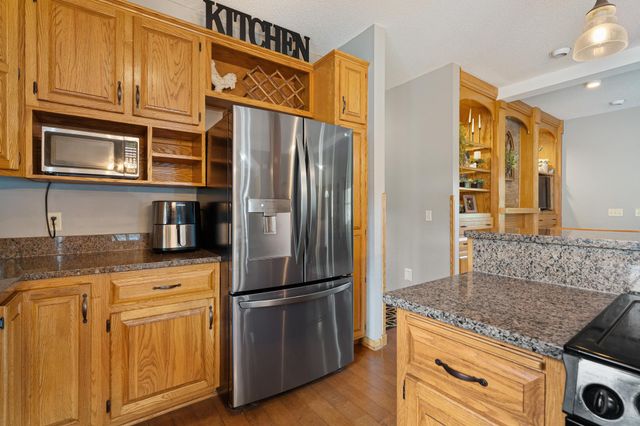 1845 Paulis Drive, Faribault, MN 55021