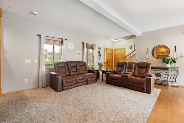 1845 Paulis Drive, Faribault, MN 55021