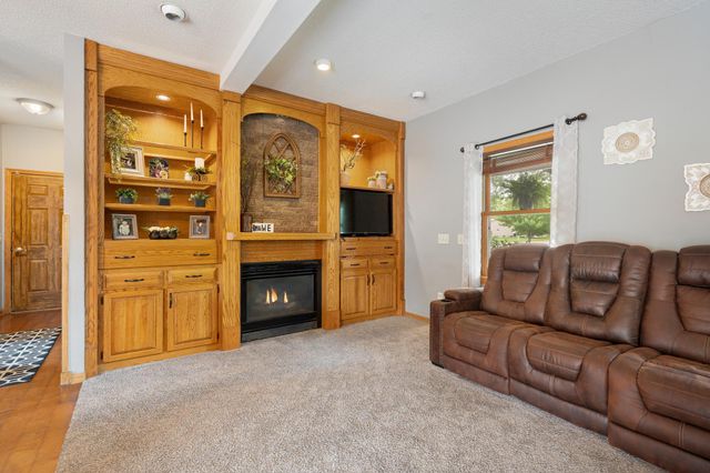 1845 Paulis Drive, Faribault, MN 55021