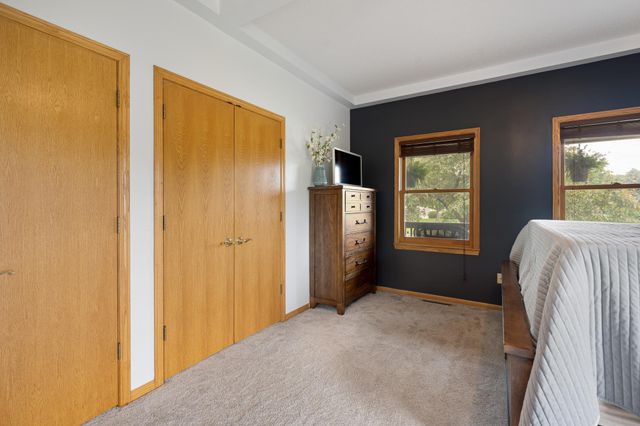 1845 Paulis Drive, Faribault, MN 55021