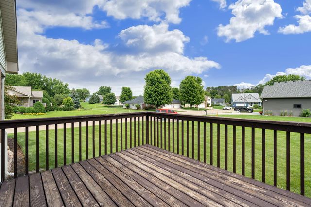 1845 Paulis Drive, Faribault, MN 55021