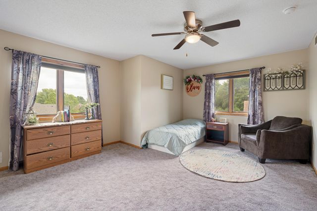 1845 Paulis Drive, Faribault, MN 55021