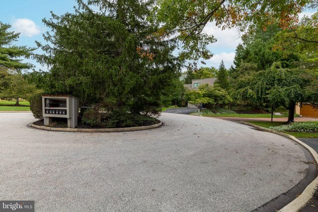 2 FOX POND, Spring House, PA 19477
