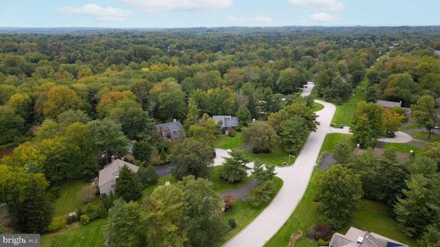 2 FOX POND, Spring House, PA 19477