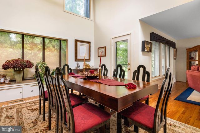 2 FOX POND, Spring House, PA 19477