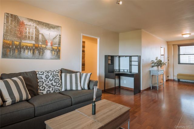 61-25 98th Street 9F, Rego Park, NY 11374